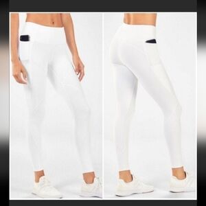 Fabletics white leggings with pockets